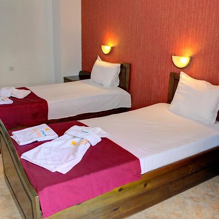 Hotel Feniks Lozenets Dış mekan fotoğraf