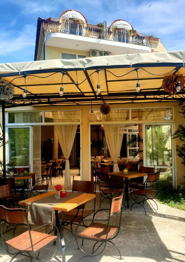 Hotel Feniks Lozenets Dış mekan fotoğraf
