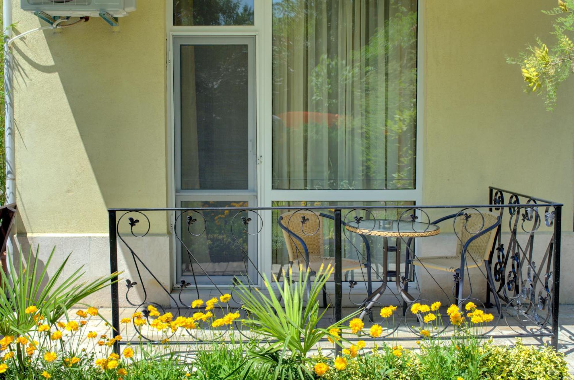 Hotel Feniks Lozenets Dış mekan fotoğraf